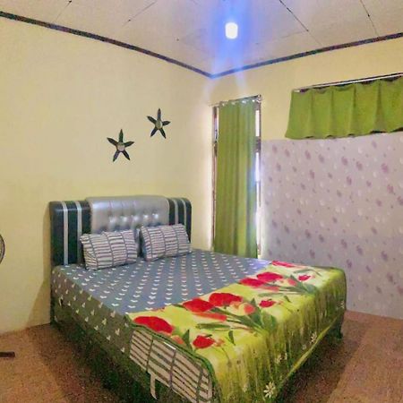 Malin'S Homestay ブキティンギ エクステリア 写真
